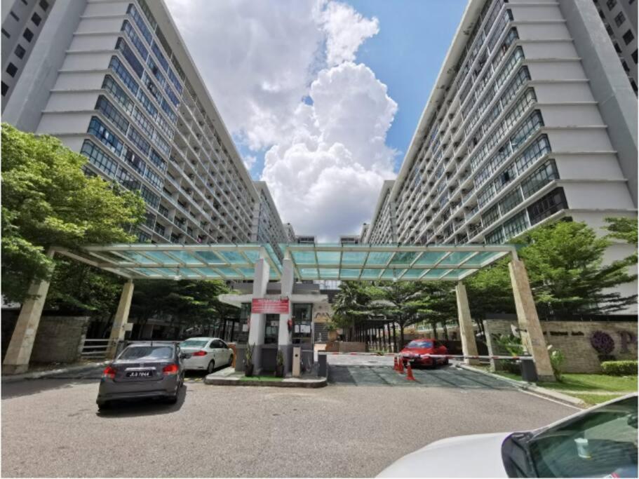 Palazio 简约设计名宿双房 Apartment